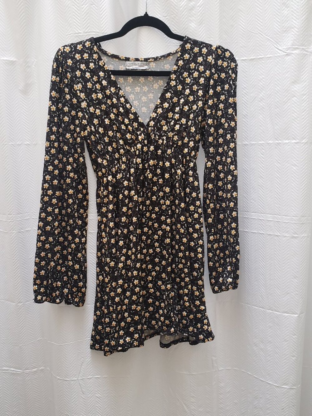Y2K Urban Outfitters Dress Floral, V-Neck, Long Sleeves